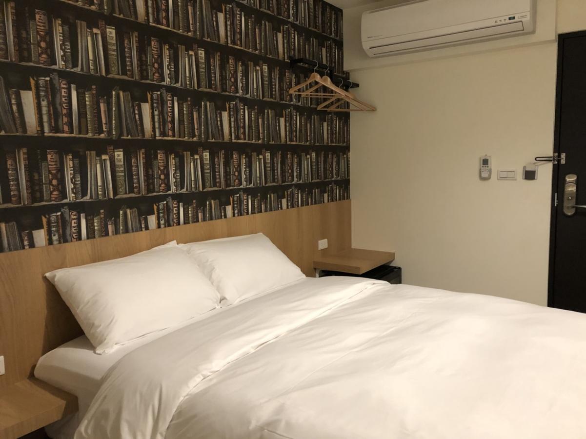Honest & Warm Hotel Taoyuan Exterior foto